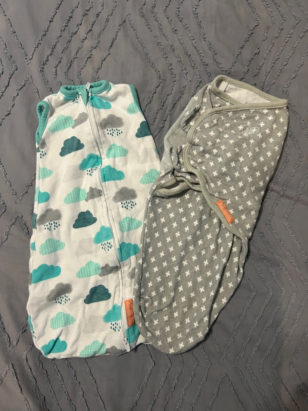 S/M SwaddleMe arms out sleep sack and Velcro swaddle wrap.